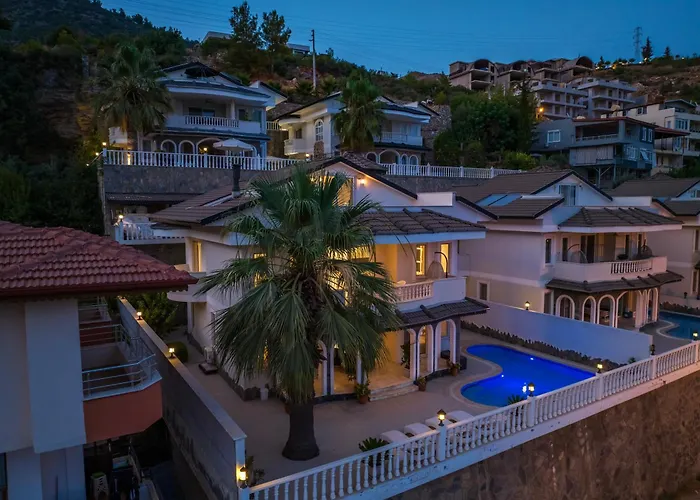Villa Mit Einzigartigem Ausblick